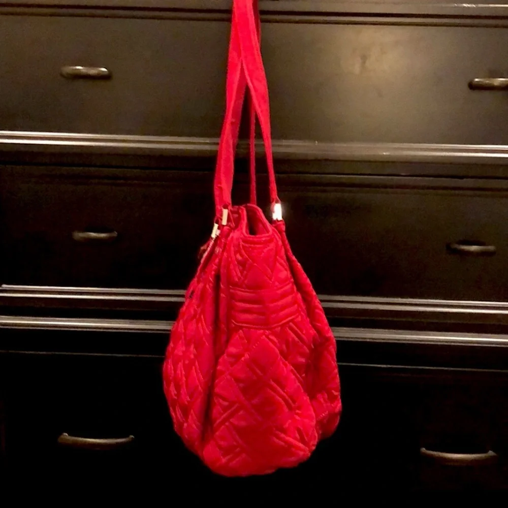 VERA BRADLEY Red Diamond Quilted Long Strap Shoulder Bag w/ Exterior Pockets - Picture 8 of 16